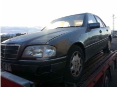 MERCEDES-BENZ CLASE C (W202) BERLINA