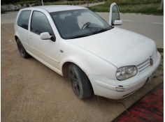 VOLKSWAGEN GOLF IV BERLINA (1J1)