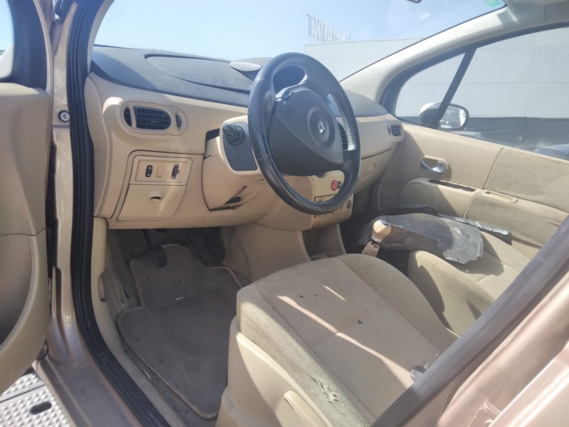 renault modus del año 2006