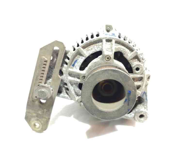Recambio de alternador para audi 80 avant 2.0 referencia OEM IAM 0123335001  