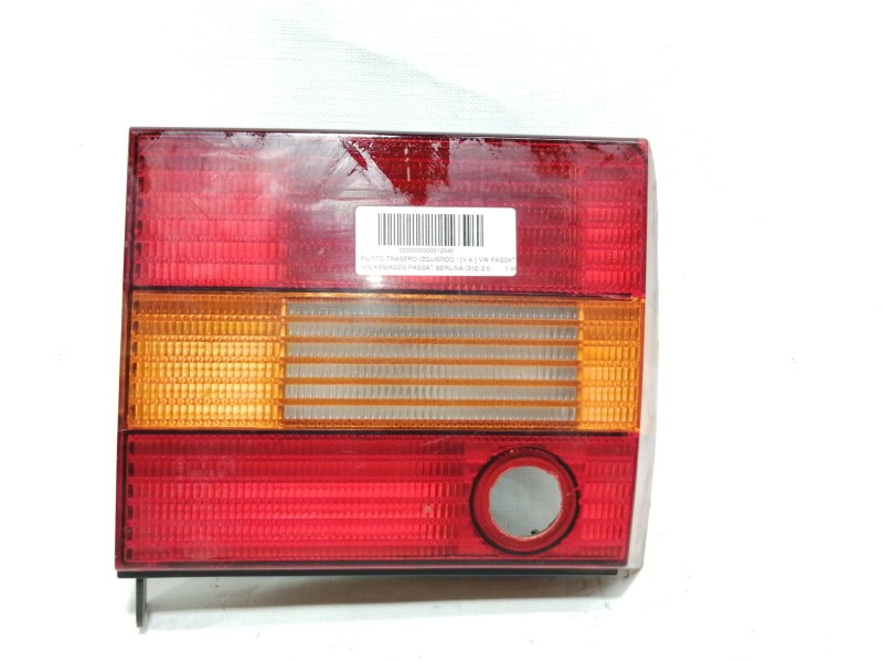 Recambio de piloto trasero izquierdo para volkswagen passat berlina (312) 2.0 referencia OEM IAM 3A5945108  