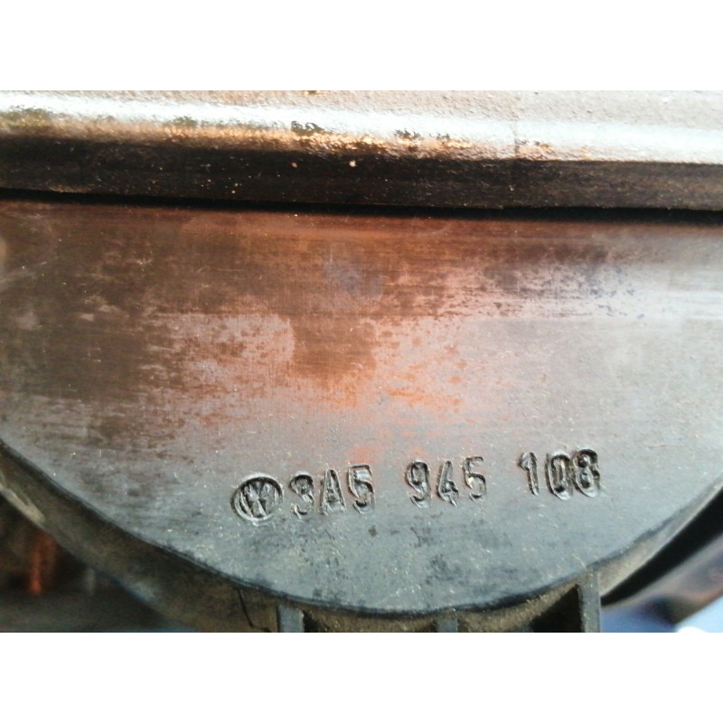 Recambio de piloto trasero izquierdo para volkswagen passat berlina (312) 2.0 referencia OEM IAM 3A5945108  