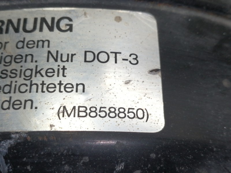 Recambio de servofreno para mitsubishi montero (v20/v40) referencia OEM IAM MB858850  