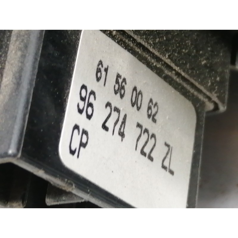 Recambio de mando multifuncion para citroen xantia berlina 1.9 turbodiesel referencia OEM IAM 9630006480 96247561ZL 96274722ZL