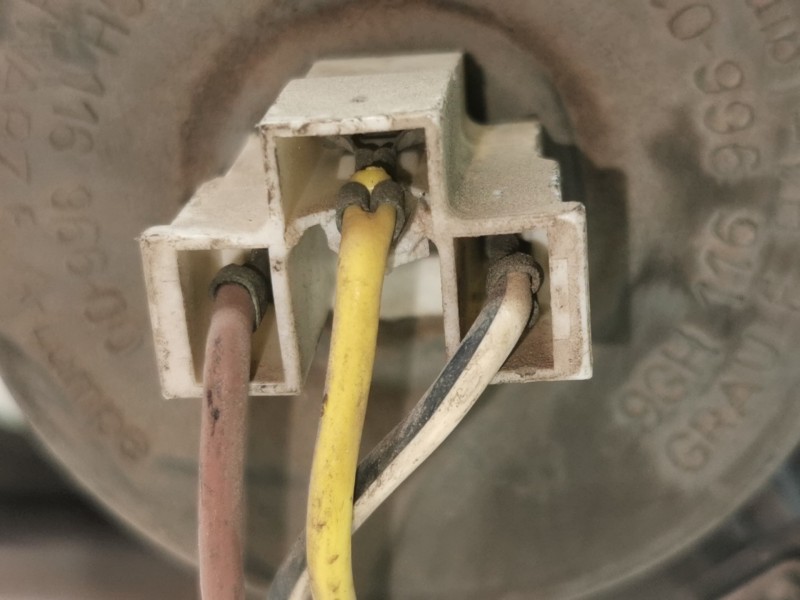 Recambio de faro izquierdo para volkswagen polo (801/803) 1.3 referencia OEM IAM 9GH11696601  