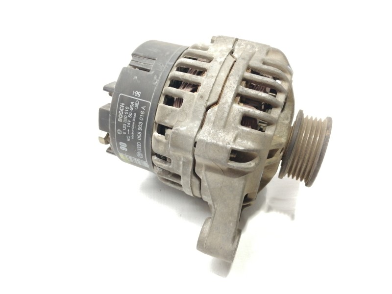 Recambio de alternador para audi a4 avant (b5) 1.8 referencia OEM IAM 0123320016  