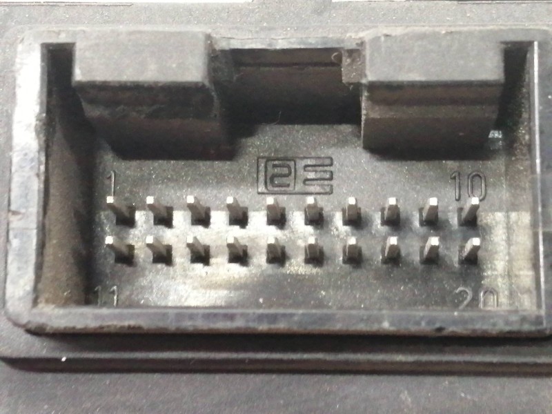 Recambio de modulo electronico para audi a4 avant (b5) 1.9 tdi referencia OEM IAM 8D0951173  