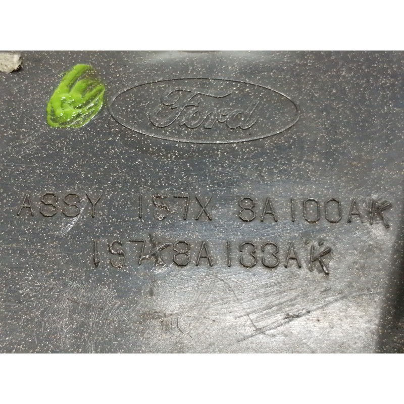 Recambio de rejilla delantera para ford focus berlina (cak) ghia referencia OEM IAM 1744773 1744773 