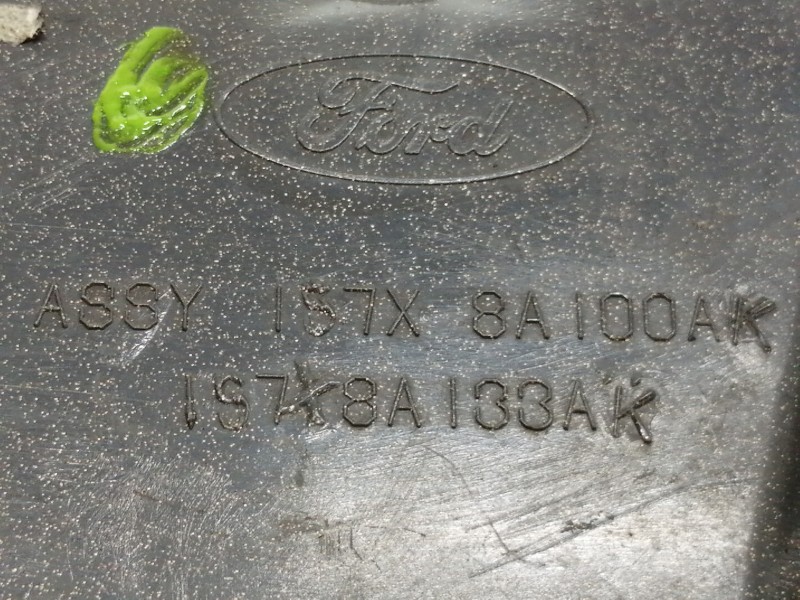 Recambio de rejilla delantera para ford focus berlina (cak) ghia referencia OEM IAM 1744773 1744773 