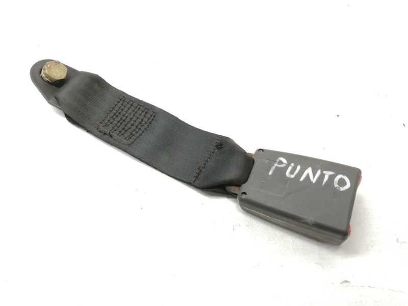 Recambio de enganche cinturon trasero central para fiat punto berl. (176) referencia OEM IAM H756019  