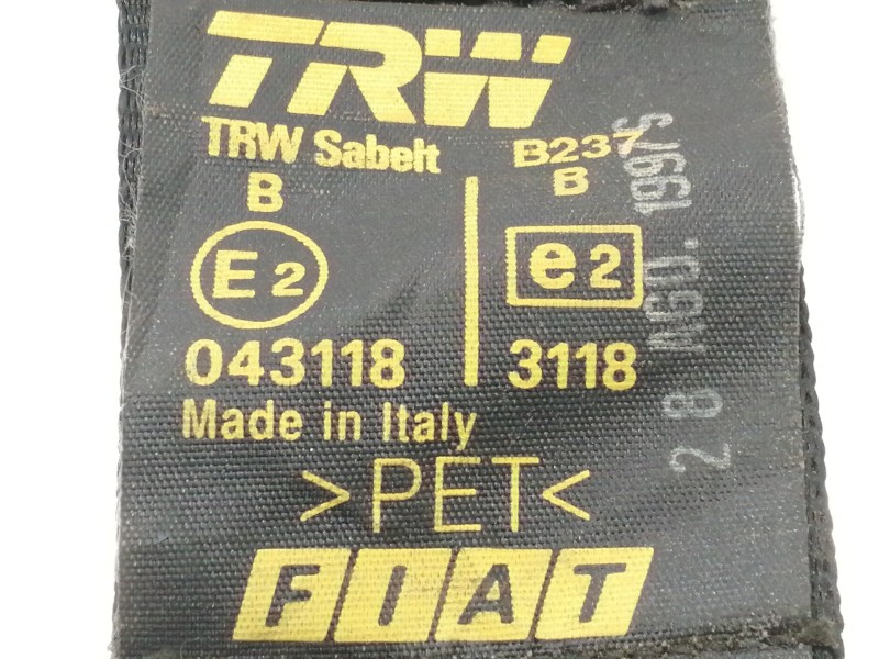 Recambio de cinturon seguridad trasero central para fiat punto berl. (176) referencia OEM IAM 043118  
