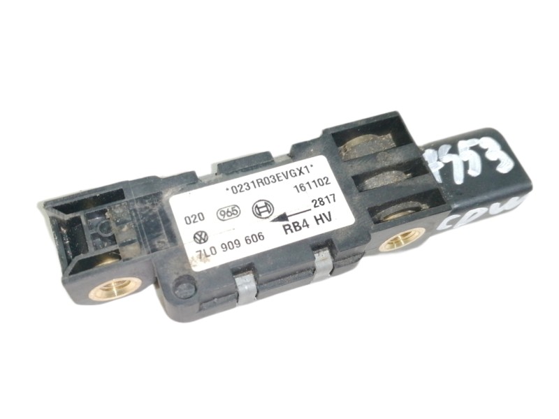 Recambio de estribos laterales para volkswagen touareg (7la) tdi v10 referencia OEM IAM 7L0909606  