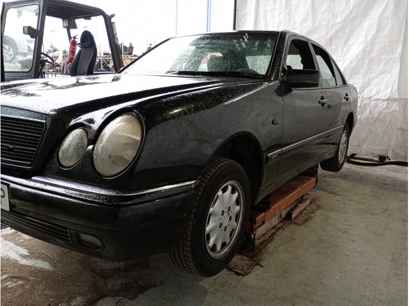 mercedes clase e (w210) berlina diesel del año 1996