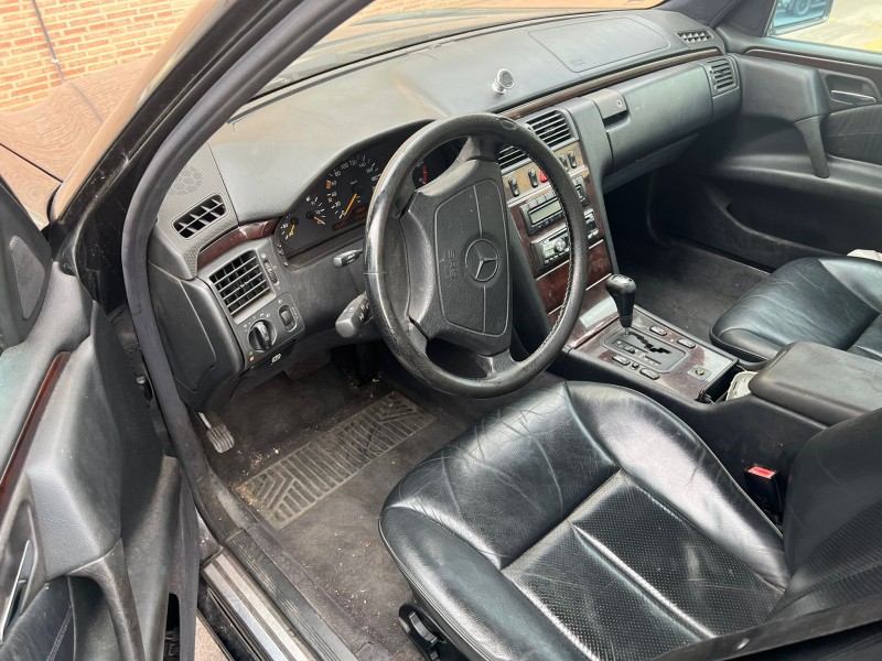 mercedes clase e (w210) berlina diesel del año 1996