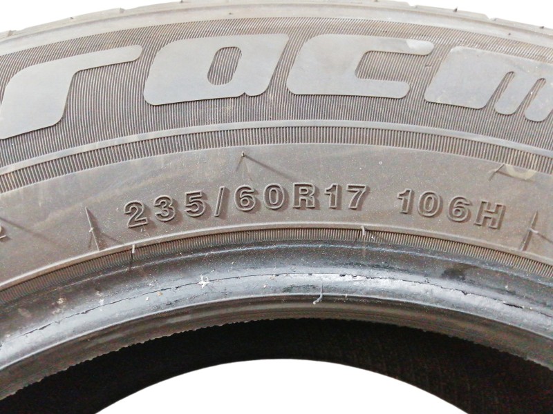 Recambio de neumatico para chevrolet captiva 2.0 vcdi lt referencia OEM IAM TRACMAX 235/60 R17 106H 10169