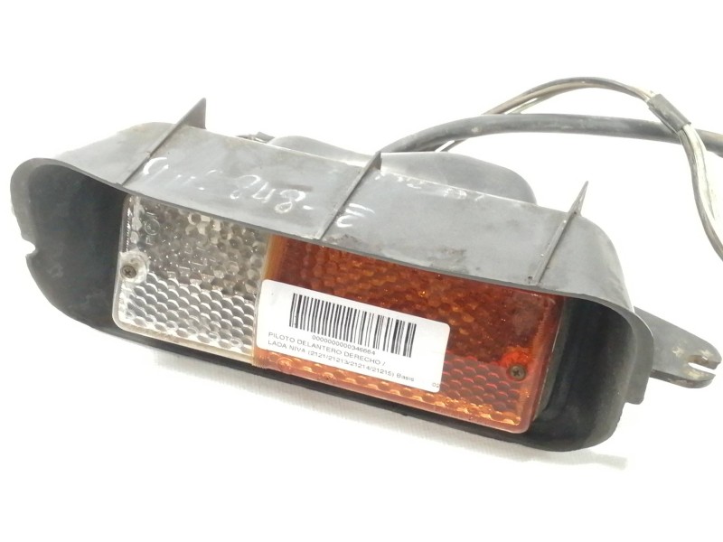 Recambio de piloto delantero derecho para lada niva ( 2121 / 21213 / 21214 / 21215 ) basis referencia OEM IAM 212184011803  