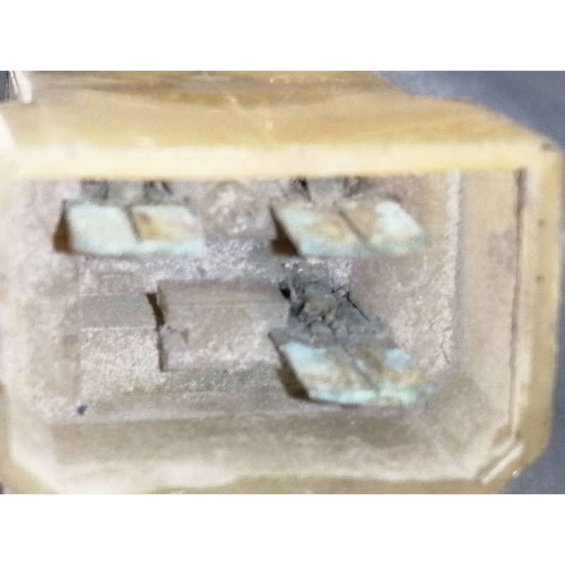 Recambio de piloto delantero derecho para lada niva ( 2121 / 21213 / 21214 / 21215 ) basis referencia OEM IAM 212184011803  