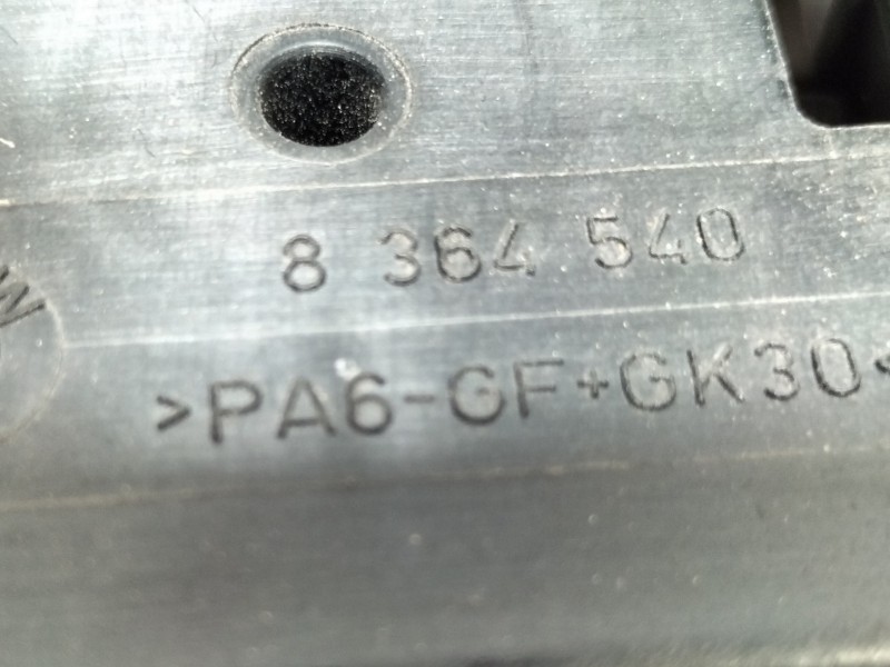 Recambio de caja fusibles int para bmw serie 3 berlina (e46) 318i referencia OEM IAM 8364540  