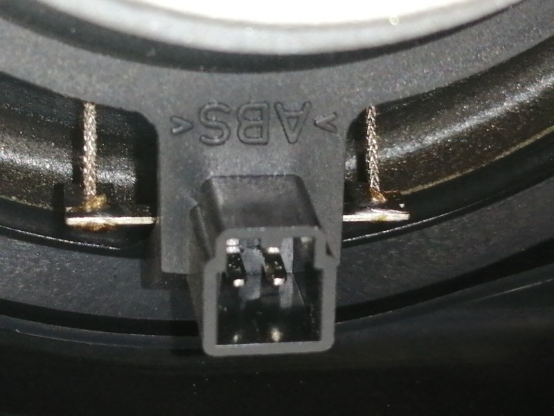 Recambio de altavoz para nissan micra c+c (ck12e) acenta referencia OEM IAM 28163BC000 28156AX02A 7606500204