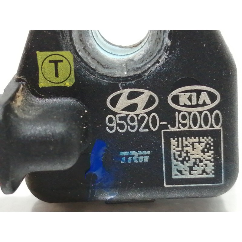 Recambio de sensor para hyundai kona sle 2wd referencia OEM IAM 95920J900  