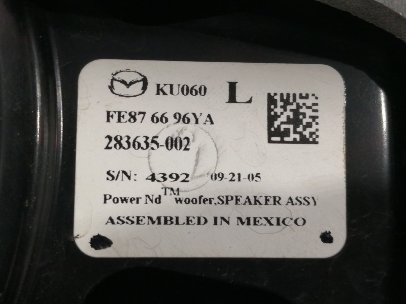 Recambio de altavoz para mazda rx-8 (se) básico (170kw) referencia OEM IAM FE876696YA 283635002 