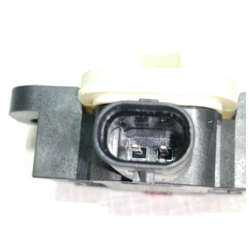 Recambio de sensor para mercedes-benz clase gla (w156) gla 180 (156.942) referencia OEM IAM A1668210351 5605408AA SENSOR IMPACTO