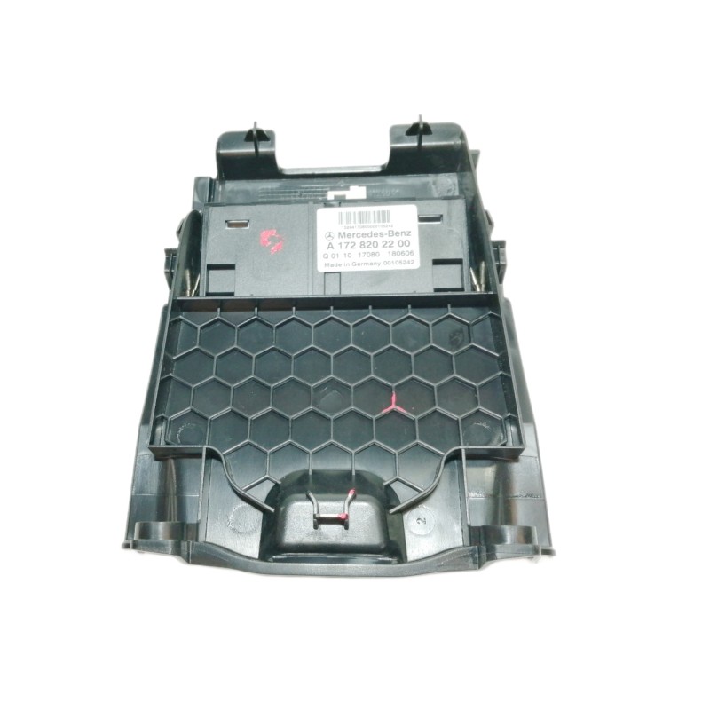 Recambio de cargador para mercedes-benz clase gla (w156) gla 180 (156.942) referencia OEM IAM A1728202200  CARGADOR USB