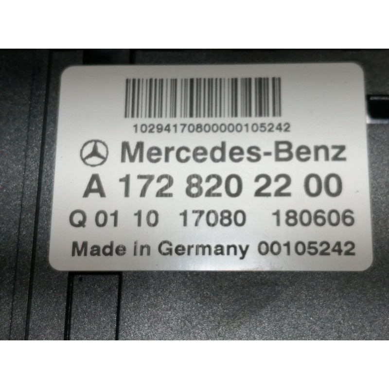 Recambio de cargador para mercedes-benz clase gla (w156) gla 180 (156.942) referencia OEM IAM A1728202200  CARGADOR USB