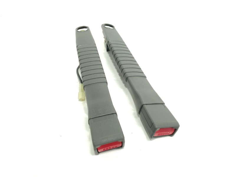 Recambio de enganche cinturon para kia cee´d sporty wagon ex referencia OEM IAM Q0K01L5771296Q  