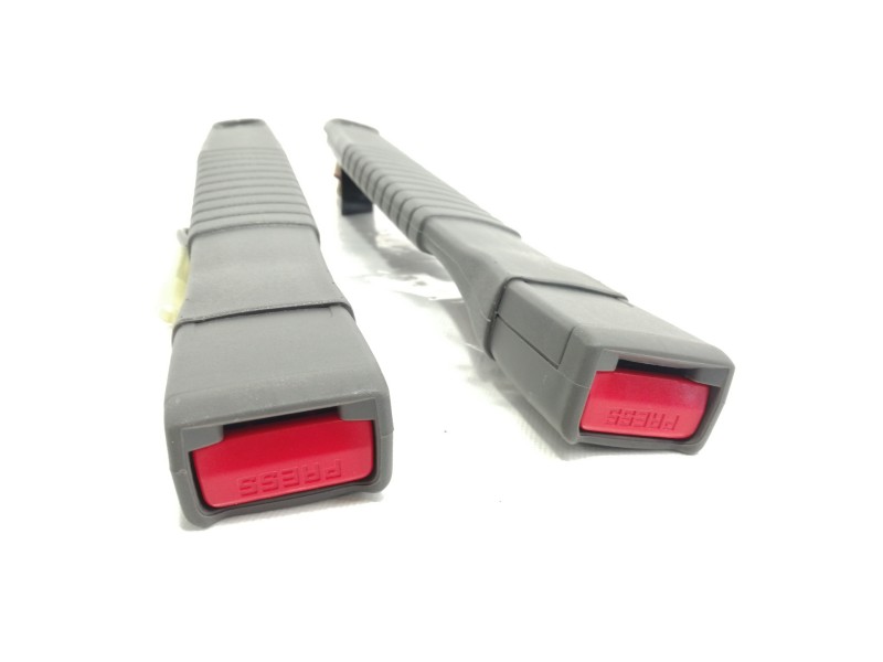 Recambio de enganche cinturon para kia cee´d sporty wagon ex referencia OEM IAM Q0K01L5771296Q  