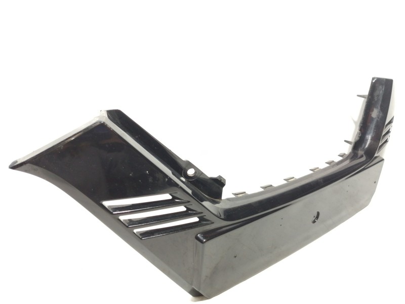 Recambio de molduras delanteras para nissan qashqai (j11) acenta referencia OEM IAM 62070HV00A  