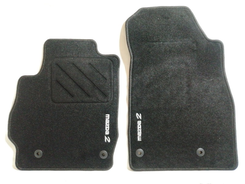 Recambio de alfombrilla para mazda 2 lim. (de) 1.5 sportive (5-ptas.) (76kw) referencia OEM IAM DF71V0320B  