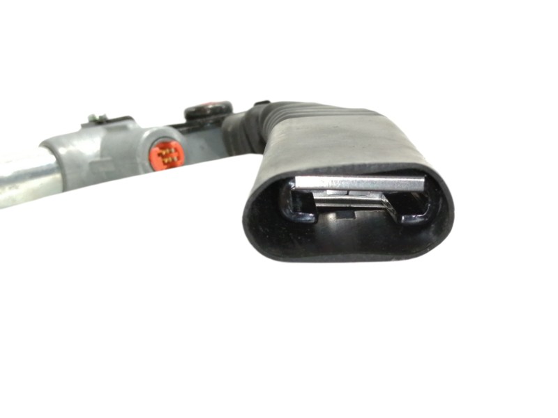 Recambio de pretensor cinturon izq para hyundai ix35 style awd referencia OEM IAM 888312Y2009  