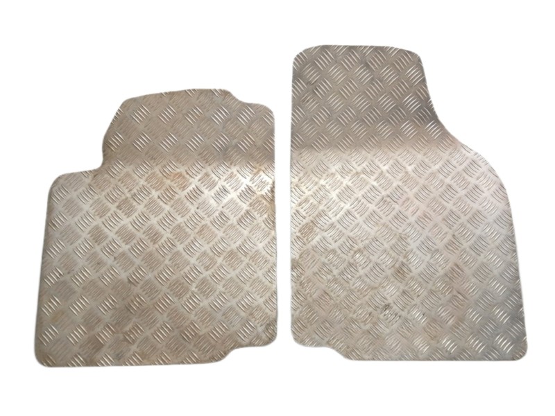 Recambio de alfombrilla para ford fiesta berlina (dx) sport referencia OEM IAM   