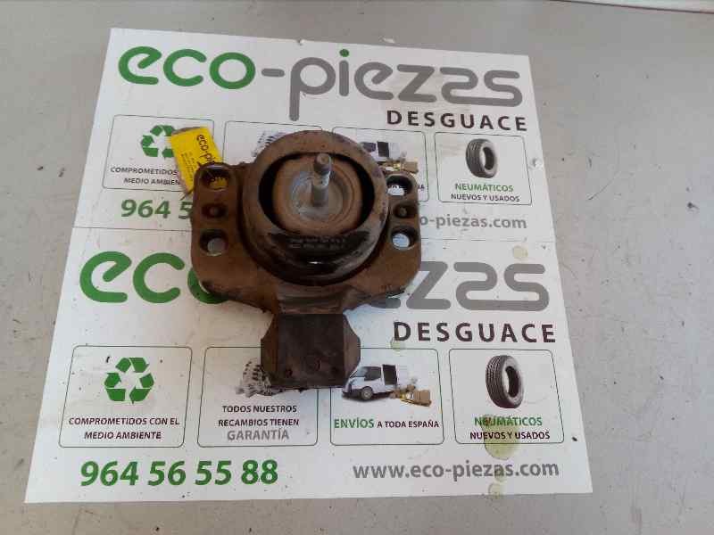 Recambio de soporte motor inf dcho para nissan interstar mod. 04 (x70) caja cerrada, l3h3, techo sobr referencia OEM IAM 8200022