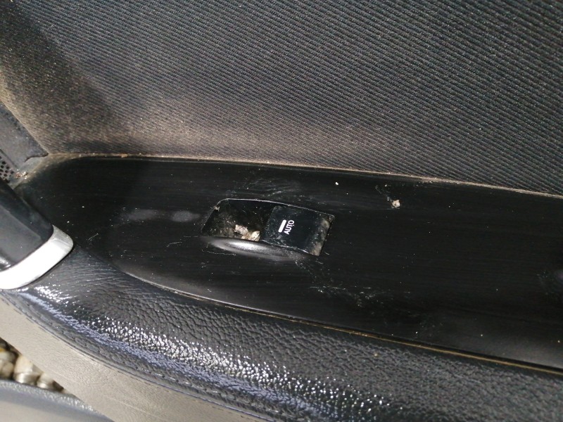 Recambio de puerta delantera derecha para hyundai i40 style blue referencia OEM IAM COMPLETA  