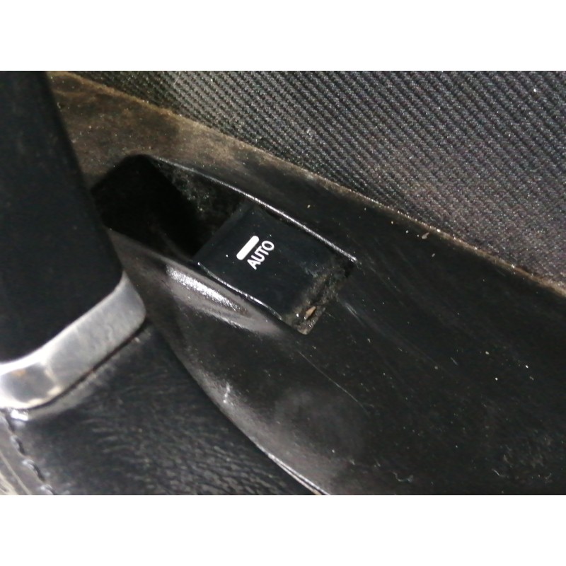 Recambio de puerta trasera derecha para hyundai i40 style blue referencia OEM IAM COMPLETA  