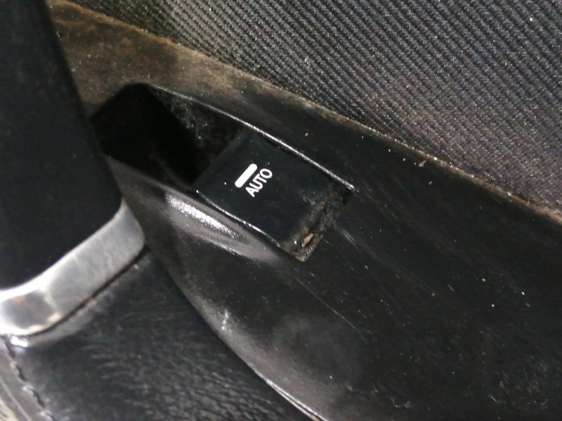 Recambio de puerta trasera derecha para hyundai i40 style blue referencia OEM IAM COMPLETA  