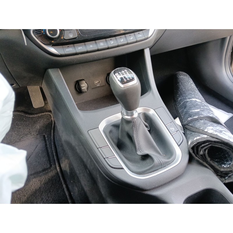 Recambio de pomo palanca cambio para hyundai i30 (pde, pd, pden) 1.0 t-gdi referencia OEM IAM   