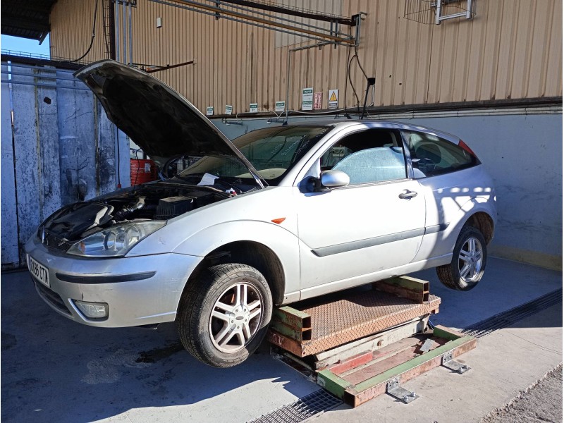 ford focus berlina (cak) del año 2004