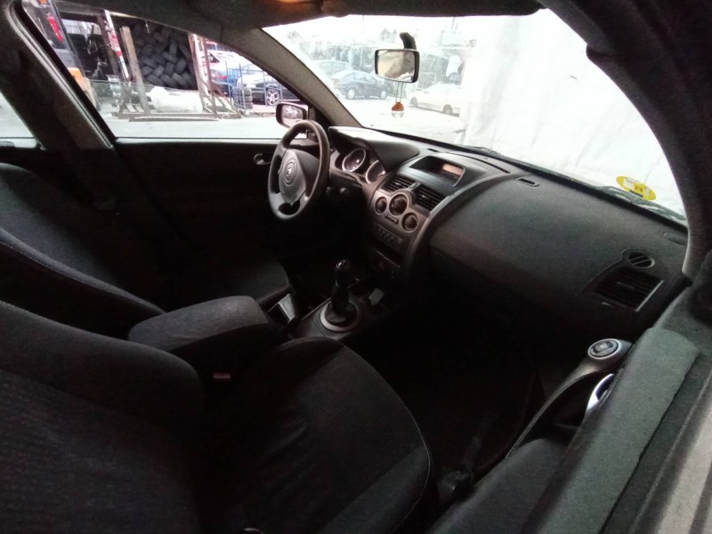 renault megane ii berlina 5p del año 2005