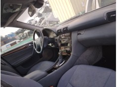 mercedes-benz clase c (w203) berlina del año 2002 2