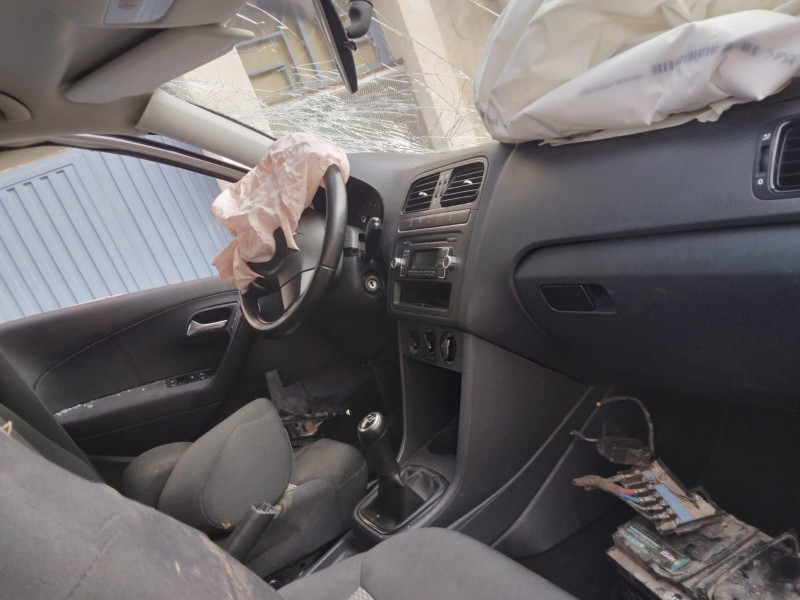 volkswagen polo (6r1) del año 2012