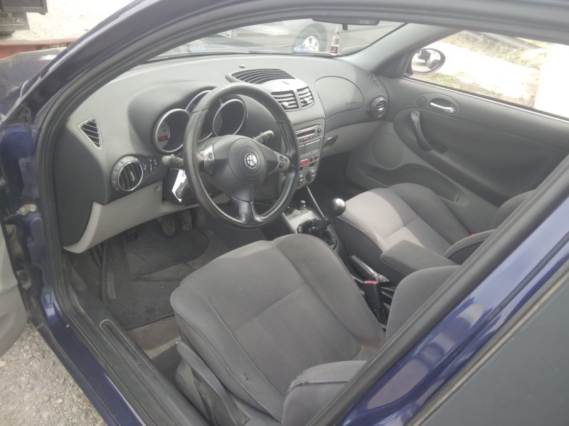 alfa romeo 147 (190) del año 2003