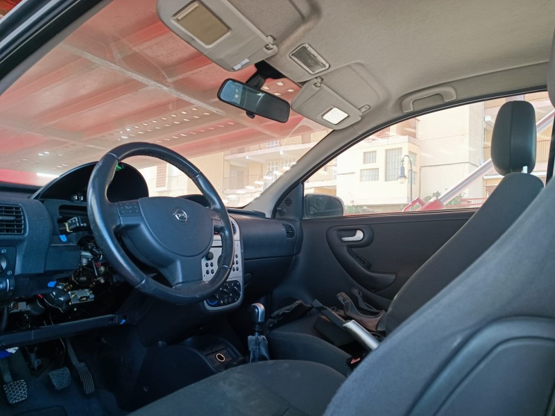 opel corsa c del año 2003