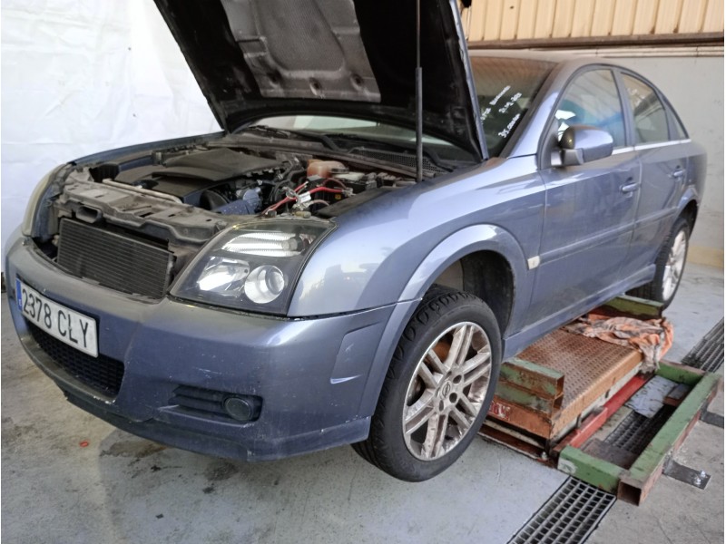 opel vectra c berlina del año 2003