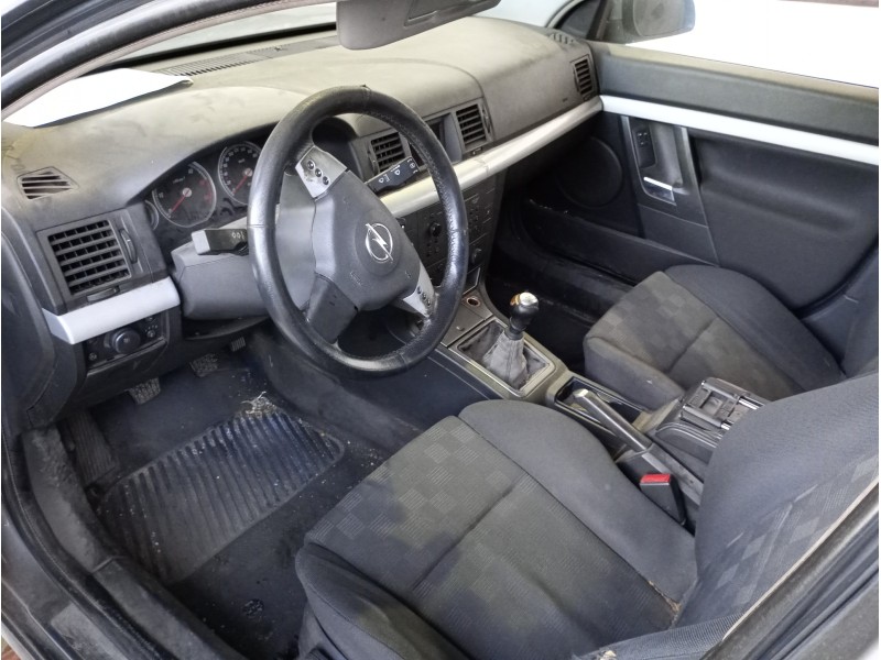 opel vectra c berlina del año 2003