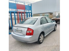 kia cerato del año 2004 2