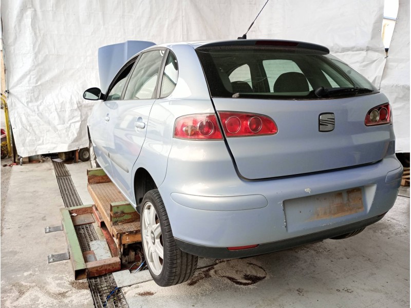 seat ibiza (6l1) del año 2003