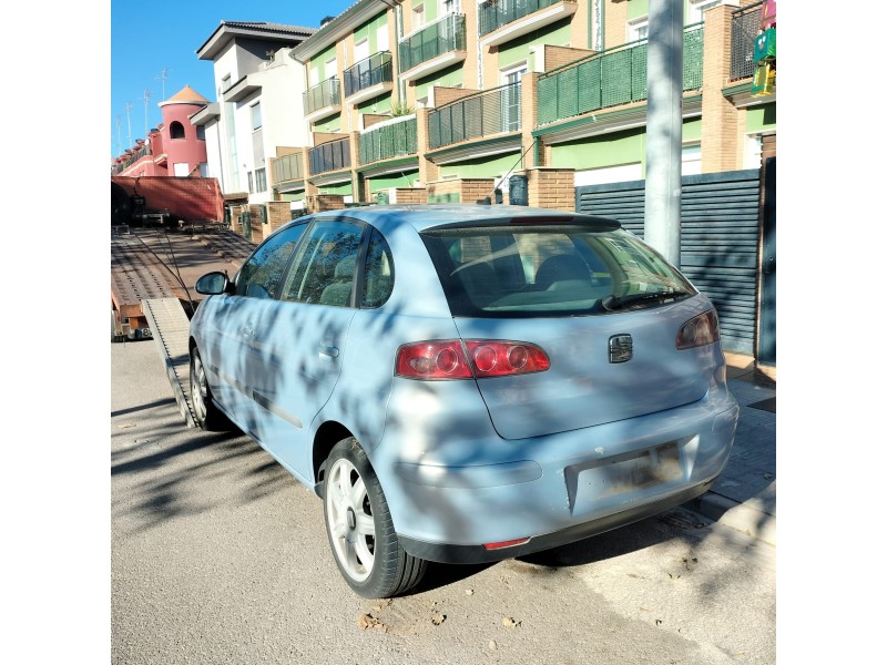 seat ibiza (6l1) del año 2003